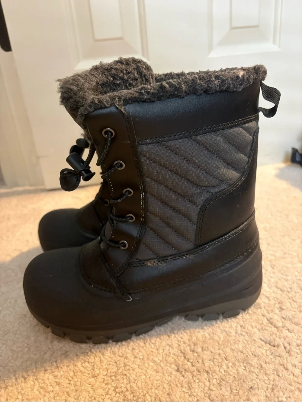 Kids Skylar winter boots all in motion size 3 VGUC